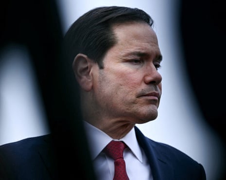 Προβλήματα ακοής; Μπορεί να φταίει το σάκχαρο