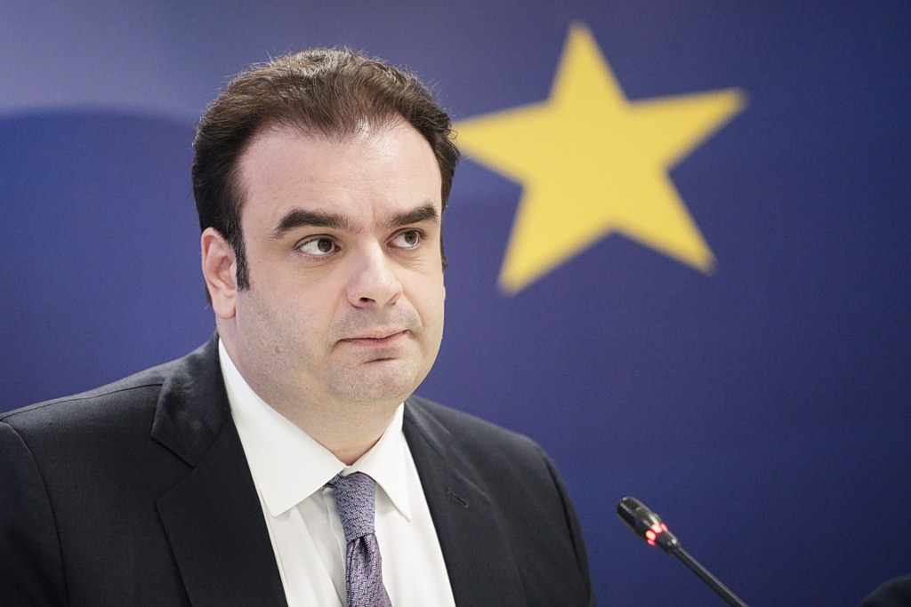 Οικονομικές εξελίξεις: τι σημαίνουν για την τσέπη σας τα νέα μέτρα