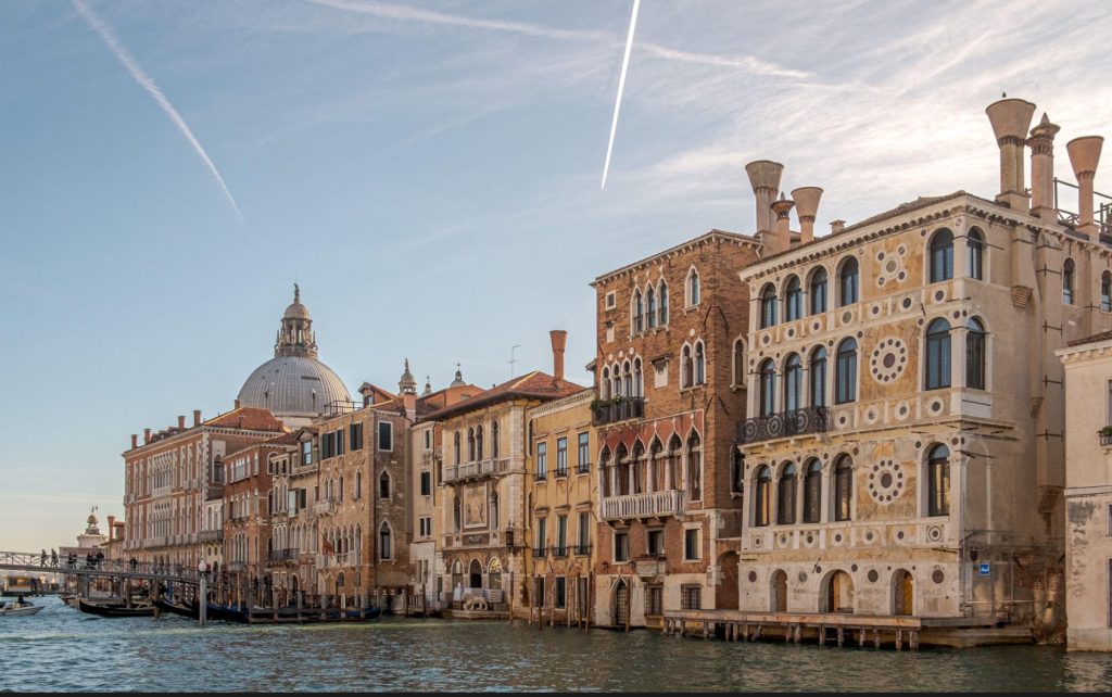 Ιταλία: Παράταση μείωσης φόρων στα καύσιμα έως τον Μάιο