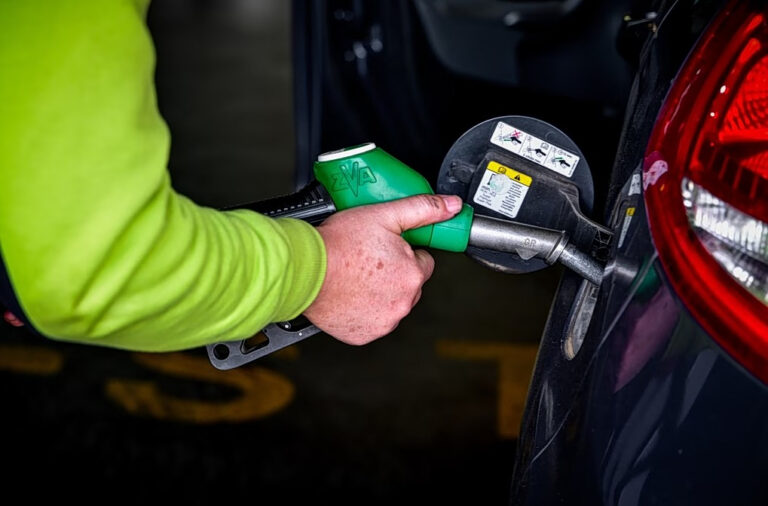 Fuel Pass: Τι αλλάζει στις αιτήσεις λόγω υπερφόρτωσης του συστήματος